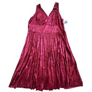 NWT Modcloth Splendorous Spree red stretch velvet dress with pleated skirt - 1X